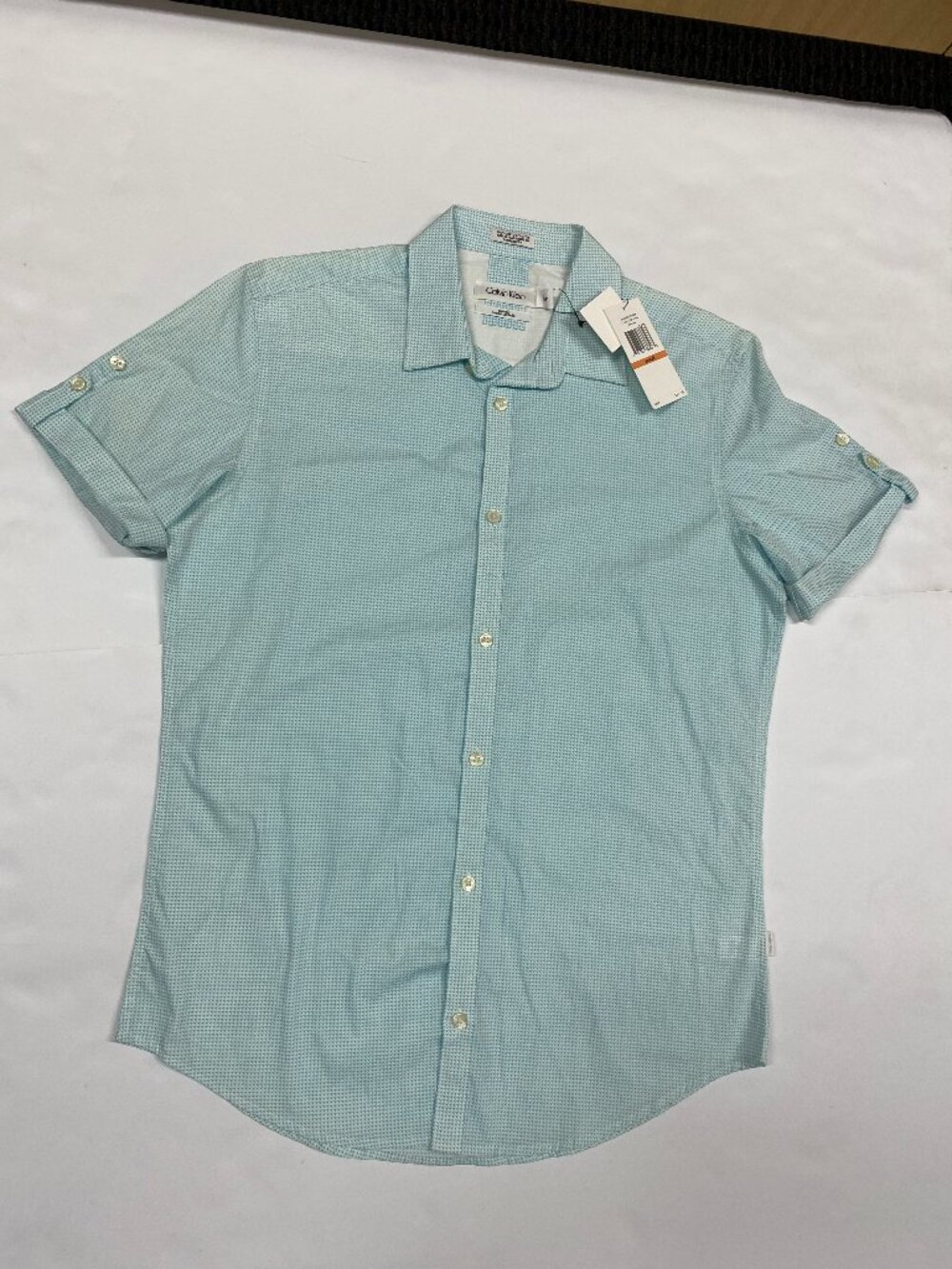 Calvin Klein Men's Slim Fit Short Sleeve Button Down Shirt Small NWT